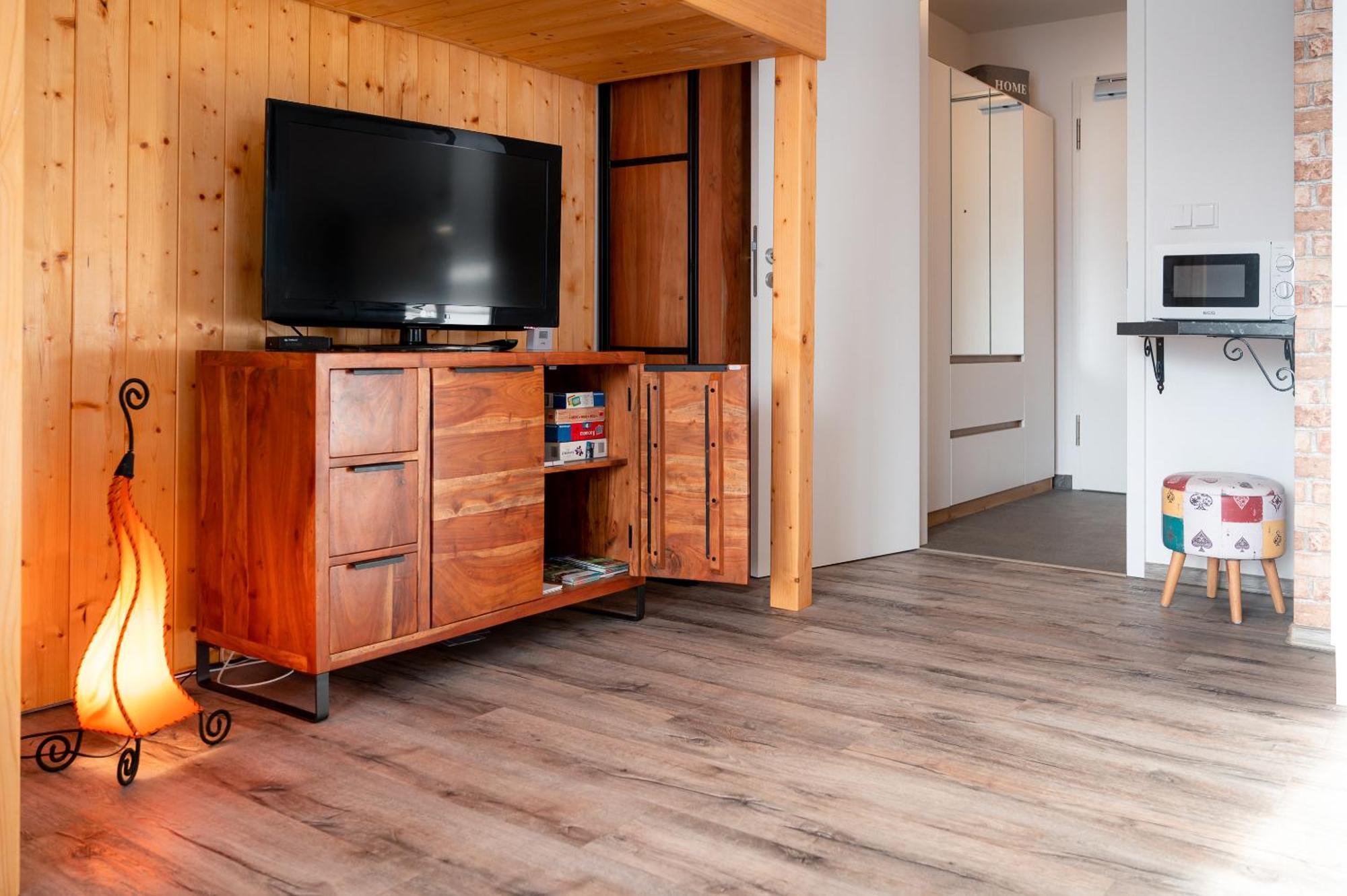 Apartman U Mamuta Dolni Morava Bagian luar foto